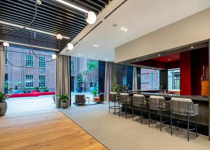 Отель Fletcher Hotel-restaurant Oisterwijk-tilburg 4*