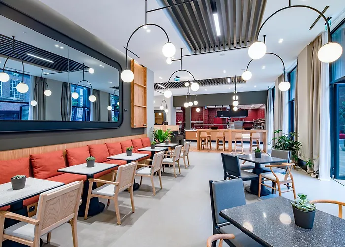 Fletcher Hotel-restaurant Oisterwijk-tilburg Отель 4*